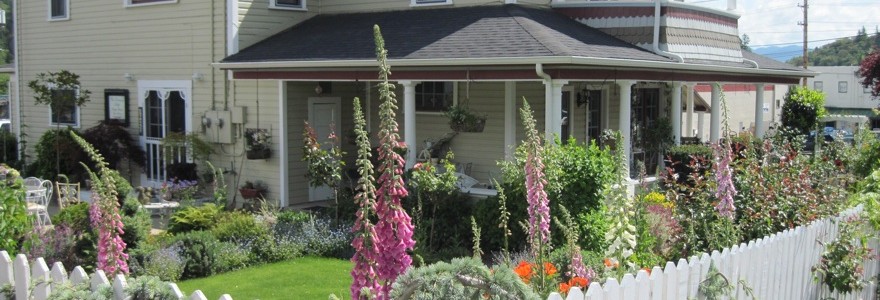 The Painted Lady Garden<br /> <span>The garden at The Painted Lady is beautiful all year...</span> The Painted Lady Garden
