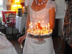 Oreo-cheese cake lights the way at this birthday party -