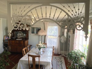 Classic Painted Lady dining room -
